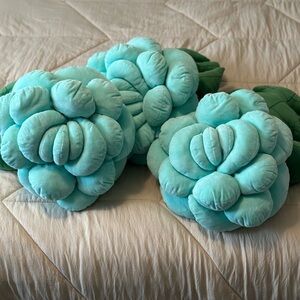 Green Philosophy Co succulent accent pillow set of 6